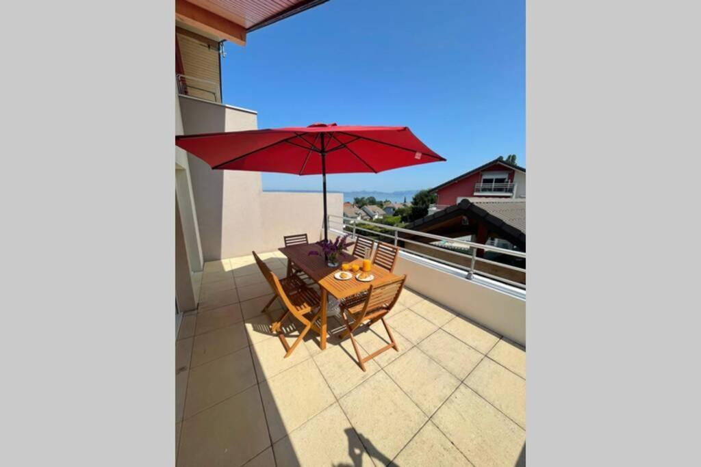 Superbe Appartement Au Calme Avec Vue Sur Le Lac. Evian-les-Bains Bagian luar foto